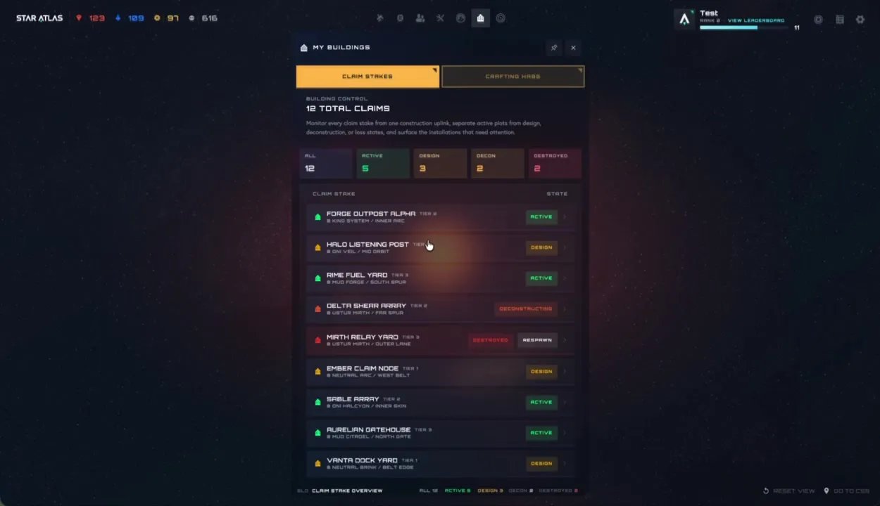 Pannello Building Control — Claim Stakes: 12 stake elencati con badge stato colorati (ACTIVE verde, DESIGN blu, DECONSTRUCTING arancione, DESTROYED rosso), nome, tier e posizione per ciascuno